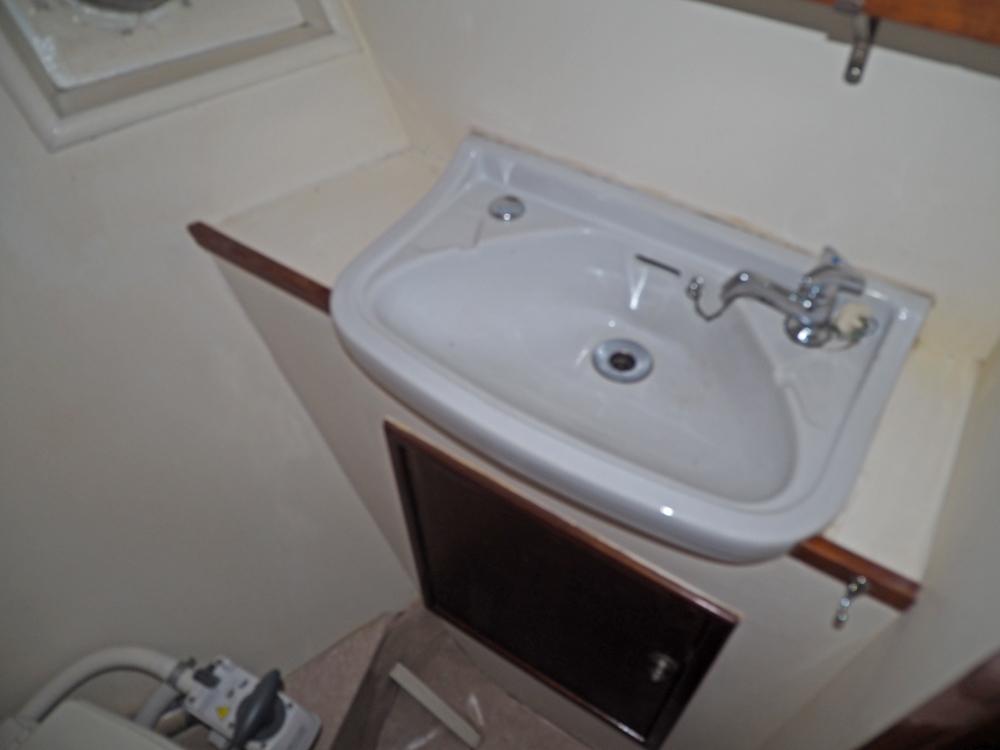 Cabin en avant, H&eacute;bergements